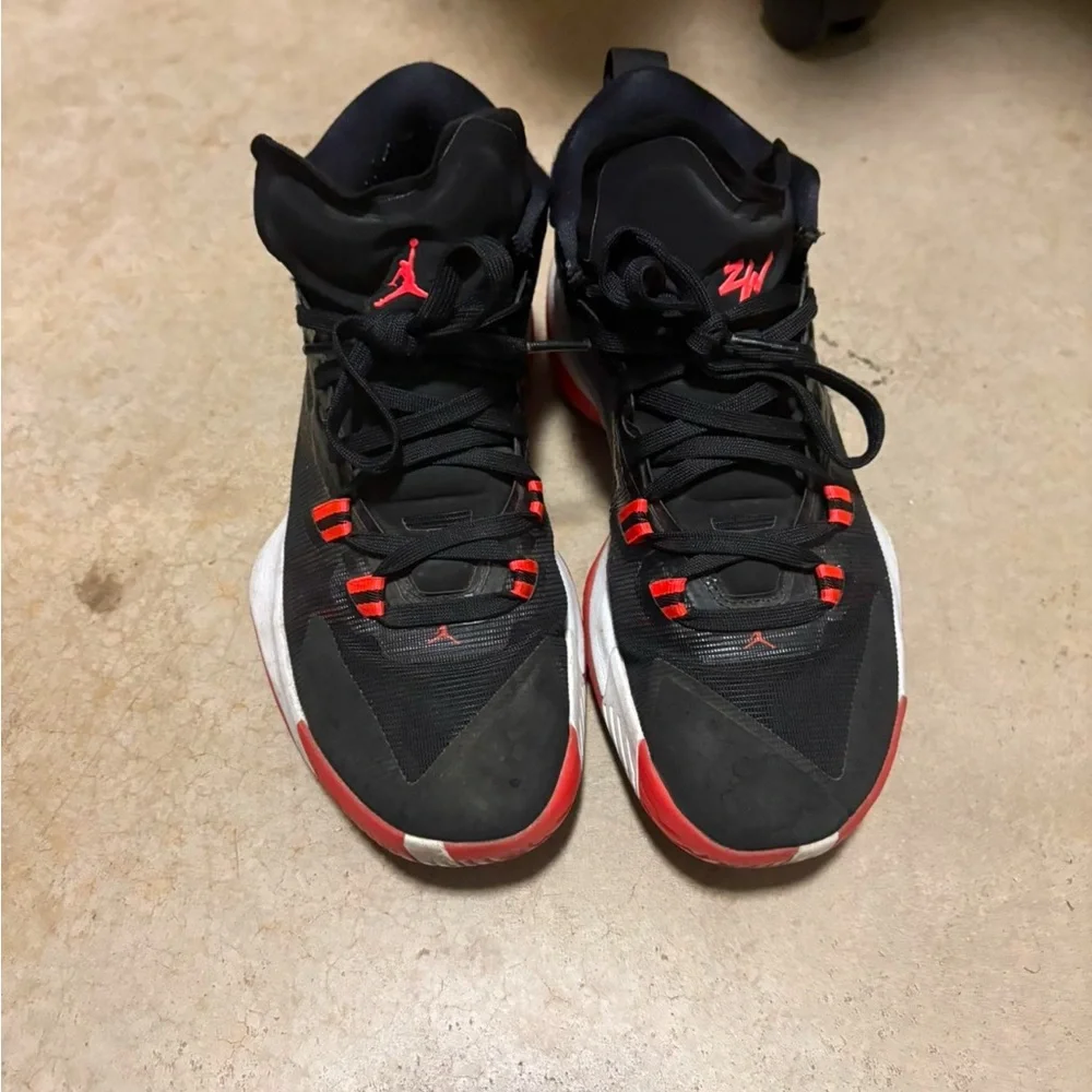 Nike Air Jordan Black Red Sneakers